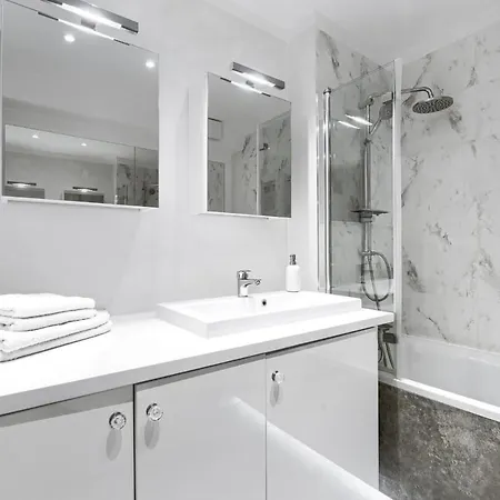 200 No.1 Ogrod, Parking W Centrum Appartamento