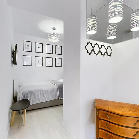 200 No.1 Ogrod, Parking W Centrum Szczecin