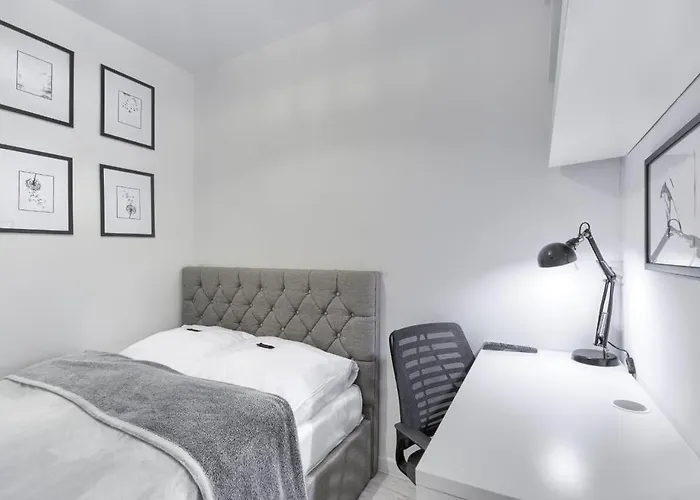 Apartman 200 No.1 Ogrod, Parking W Centrum